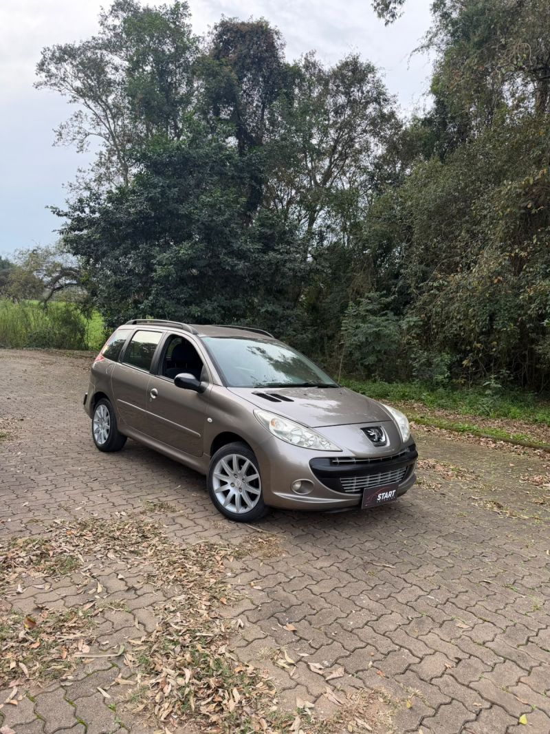 Peugeot 207 SW Sport 1.4 2011