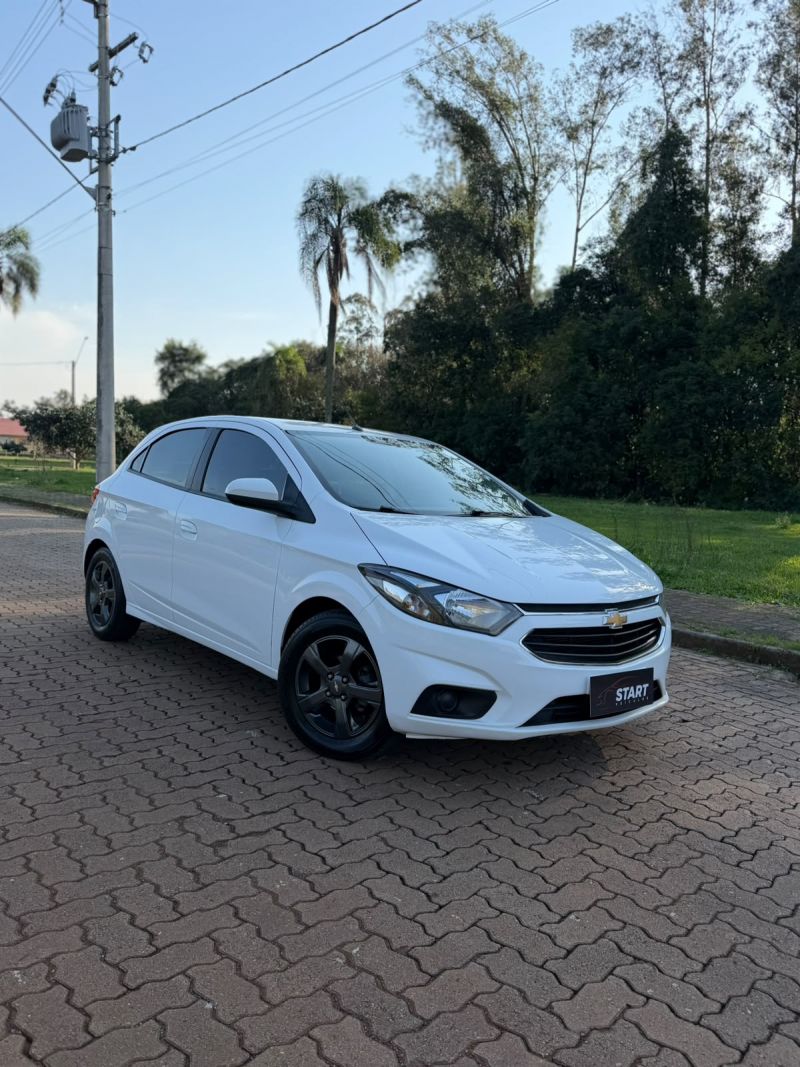 Onix Hatch LT 1.4 2019