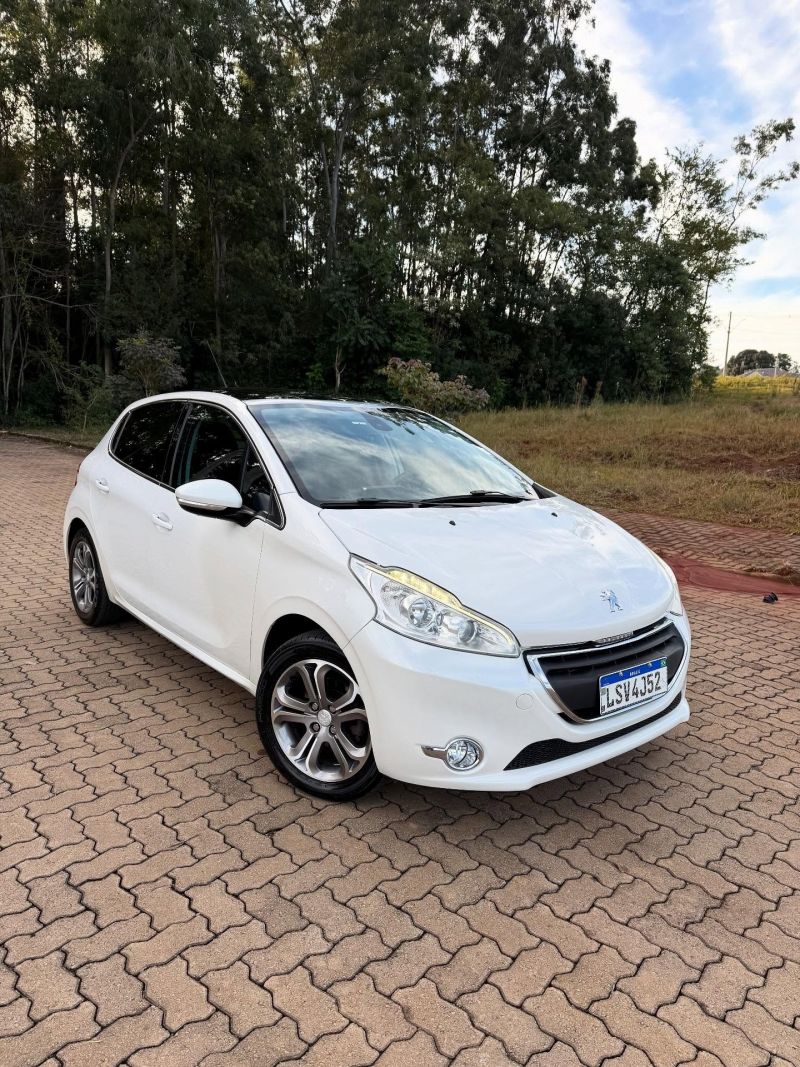 Peugeot 208 Griffe 1.6 2014