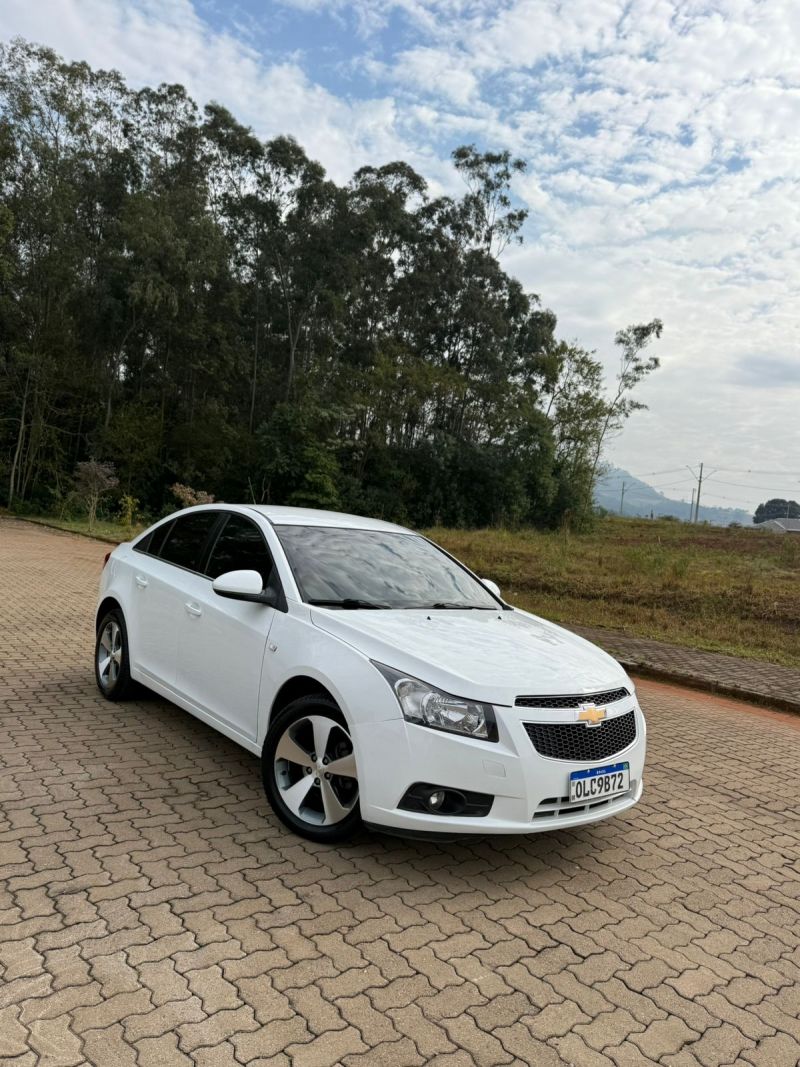Cruze sedan LT 1.8 2013