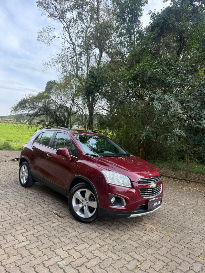 Tracker LTZ 1.8 2014