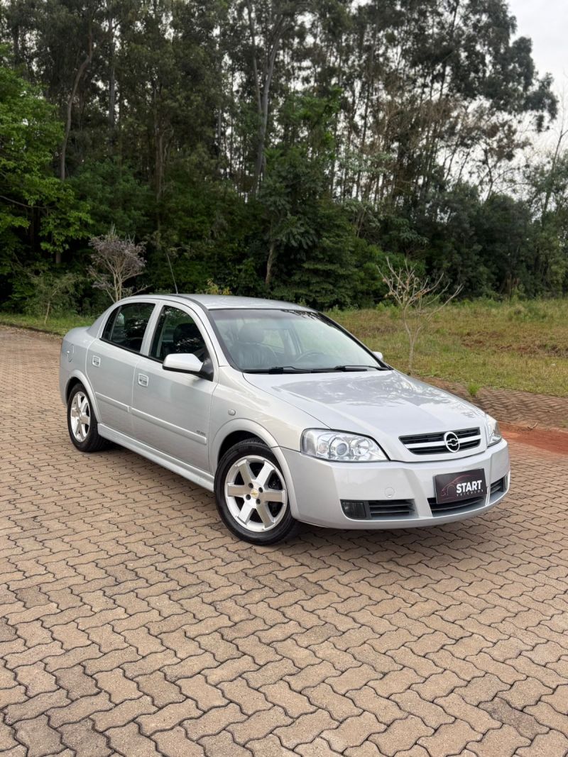 Astra sedan elite 2.0 2005 