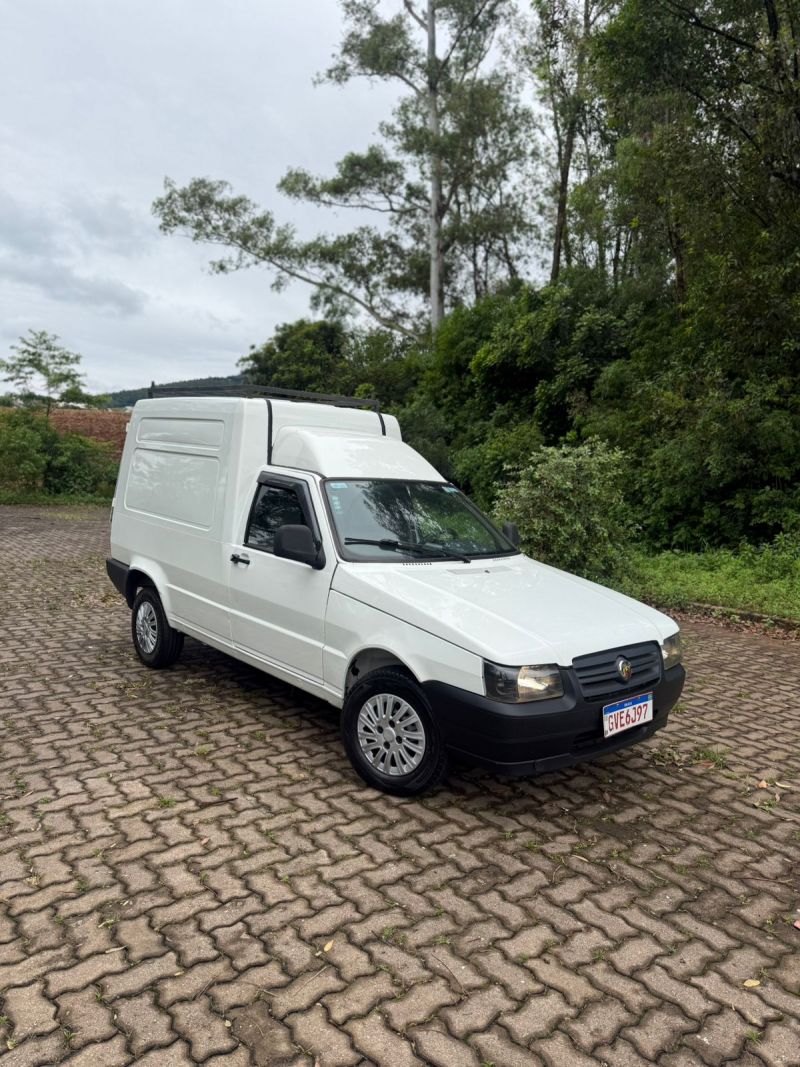 Fiorino furgÃ£o flex 1.3 2012 